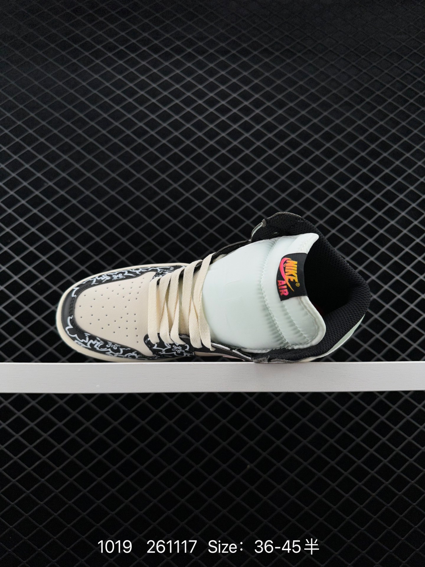 Nike Air Jordan 1 Mid”Metallic Gold Obsidian “